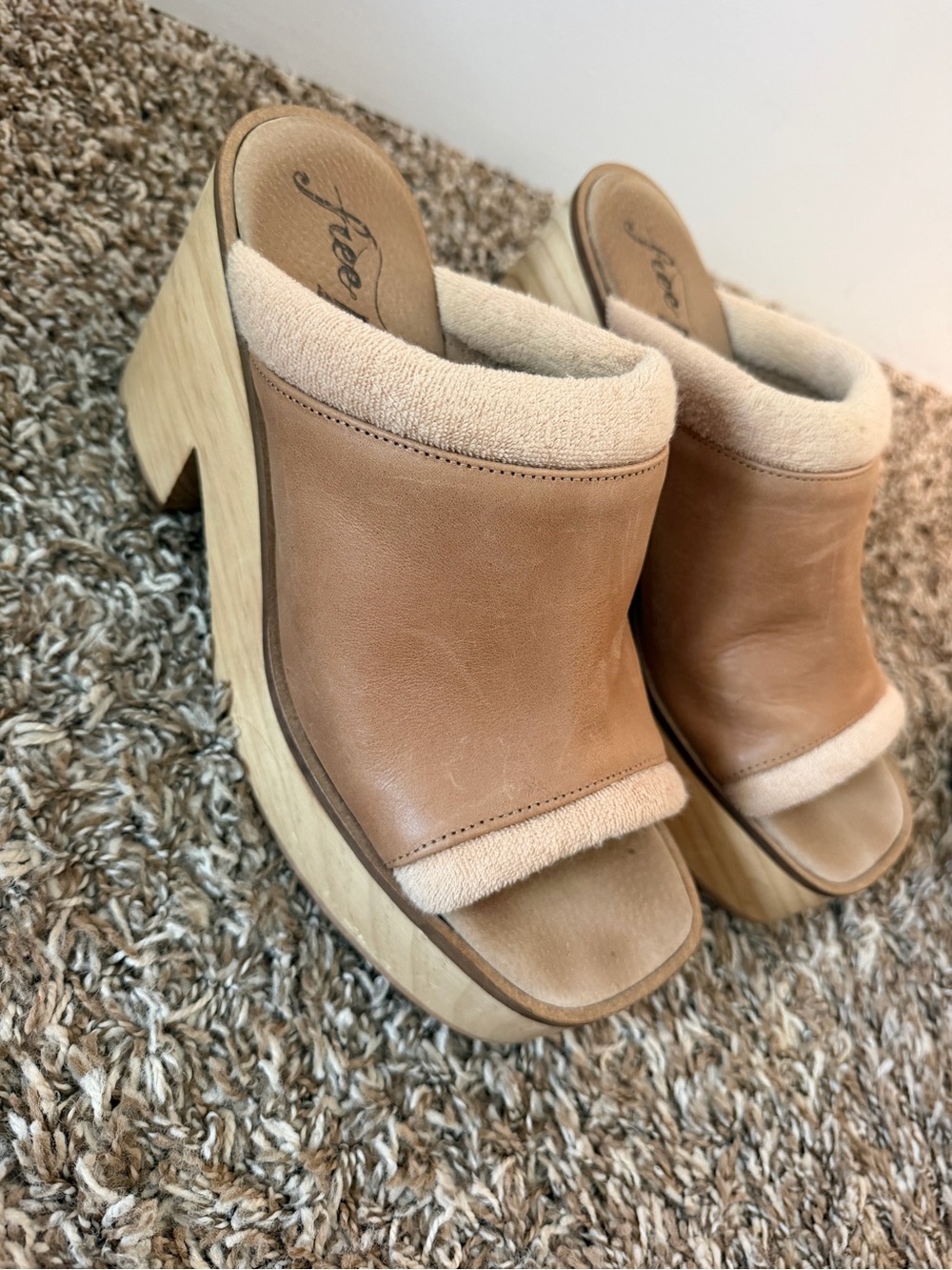 Free People | Tan Leather Platform Mules